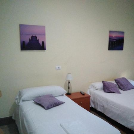 ויגו Hostal Ancla Dorada מראה חיצוני תמונה